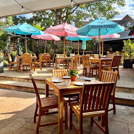 Jose Pizarro The Swan Inn Esher Exterior photo