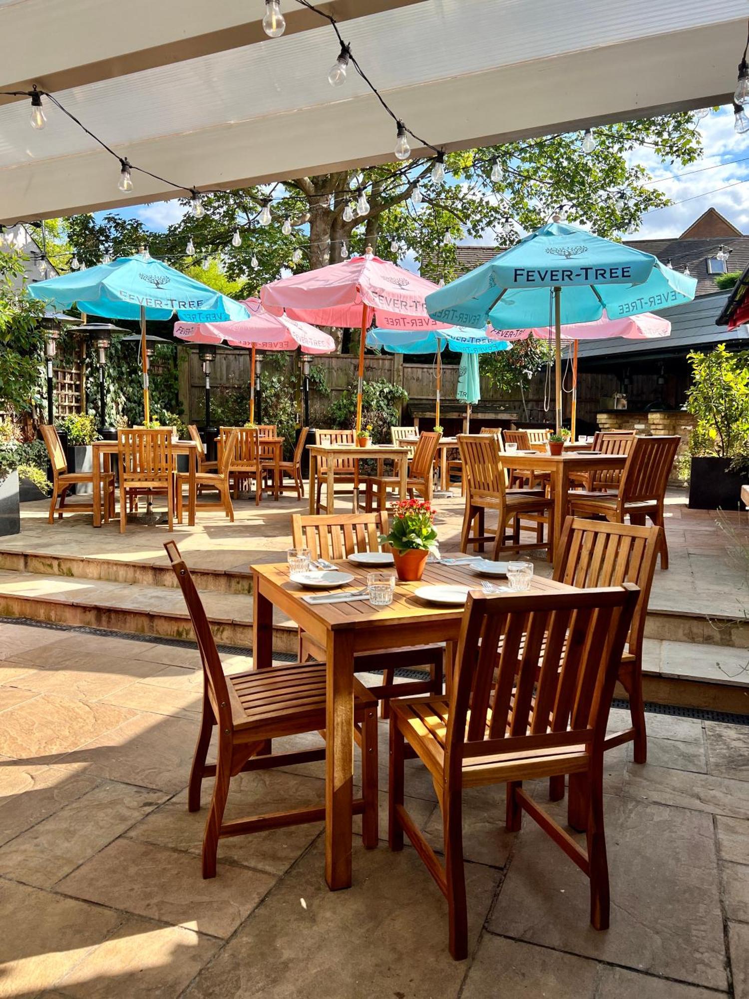 Jose Pizarro The Swan Inn Esher Exterior photo